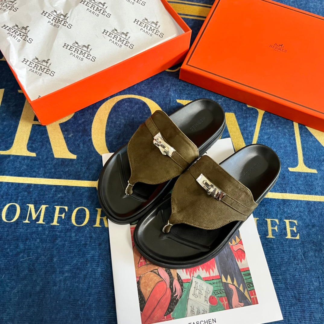14H3ZDE Stylish Slippers