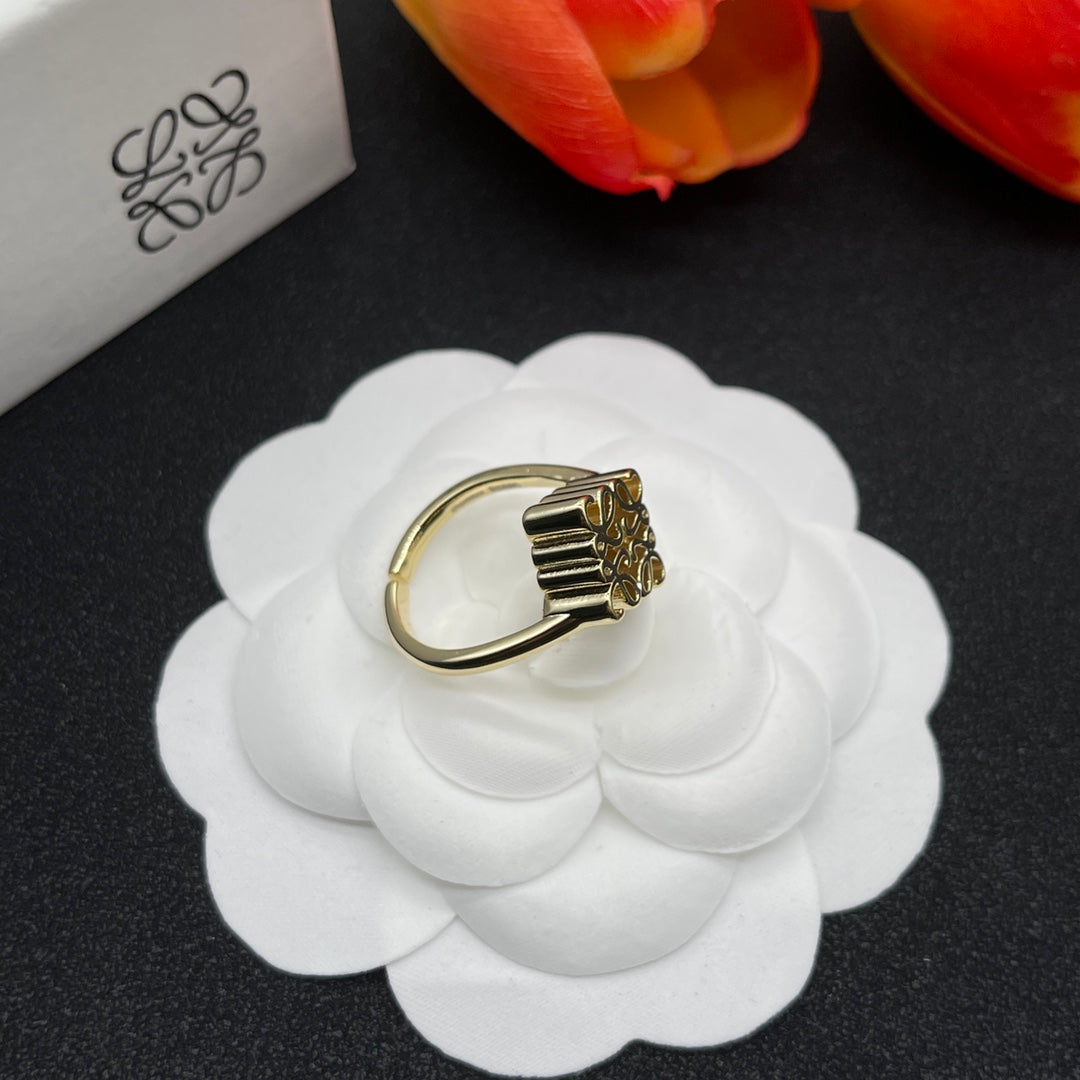 14A883JDE Stylish rings