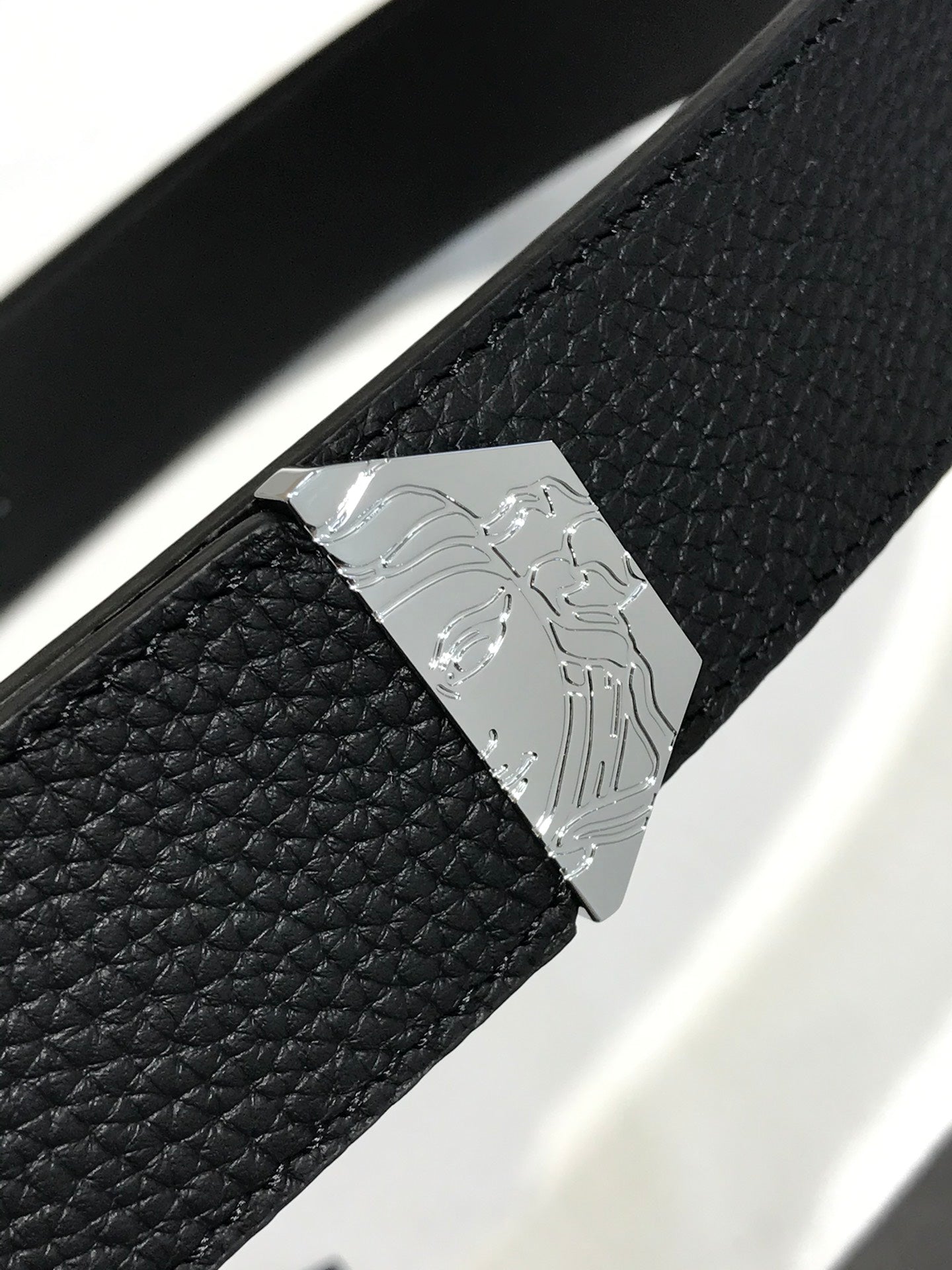 14V84PDE Stylish High quality belt With full package