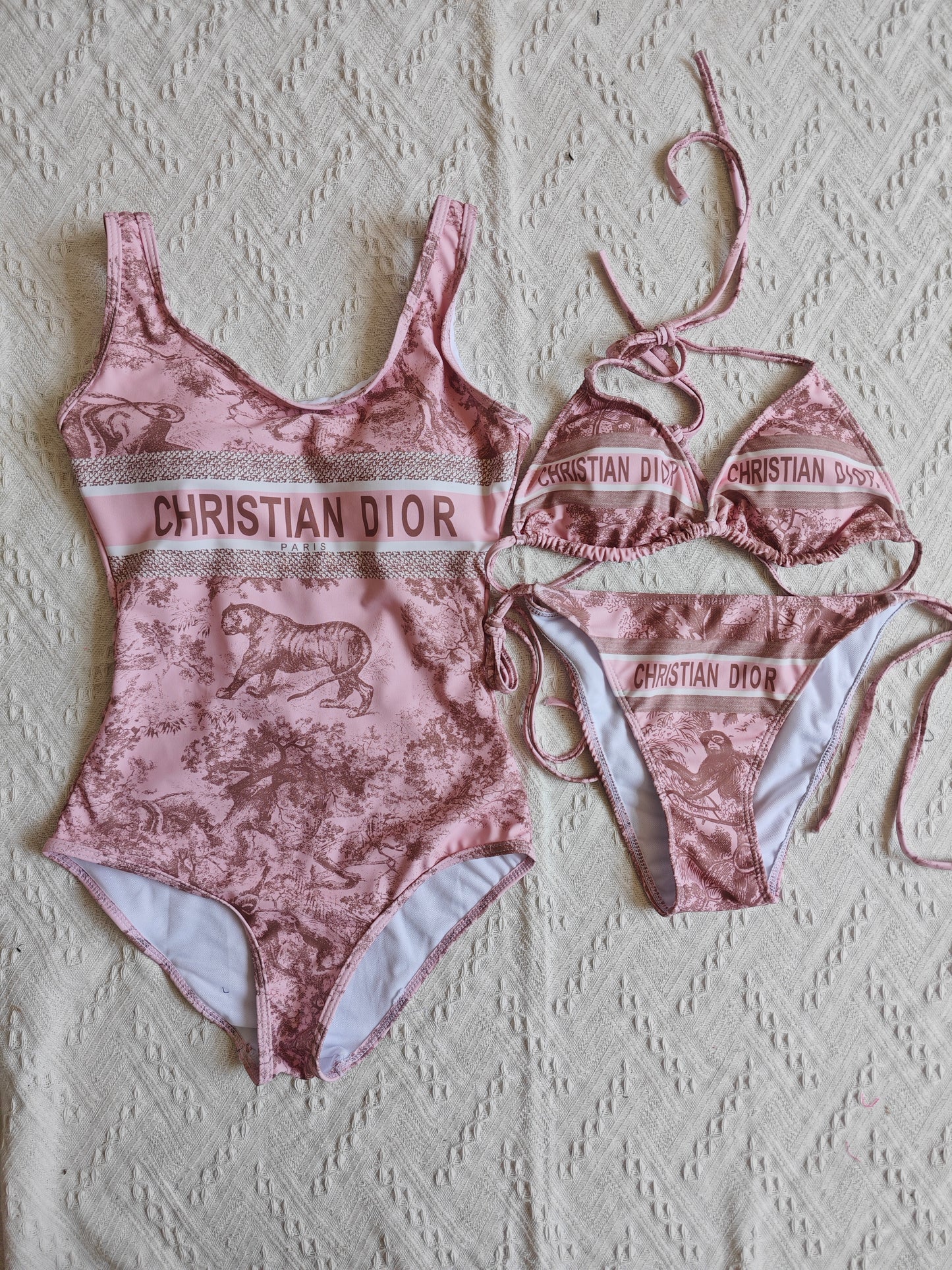 14D2YDE Stylish Bikini swimsuit