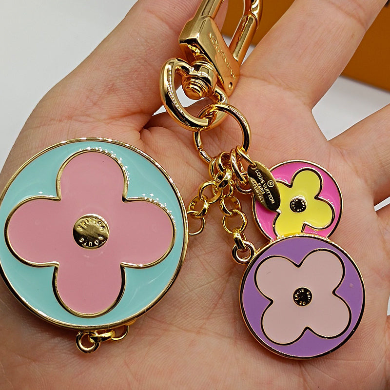 3E367ADE Stylish Keychains