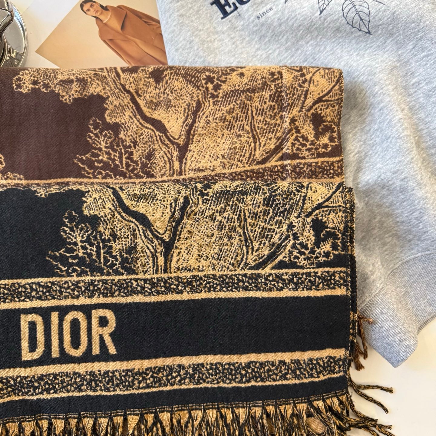 185ZD64WDE Stylish Winter Scarves