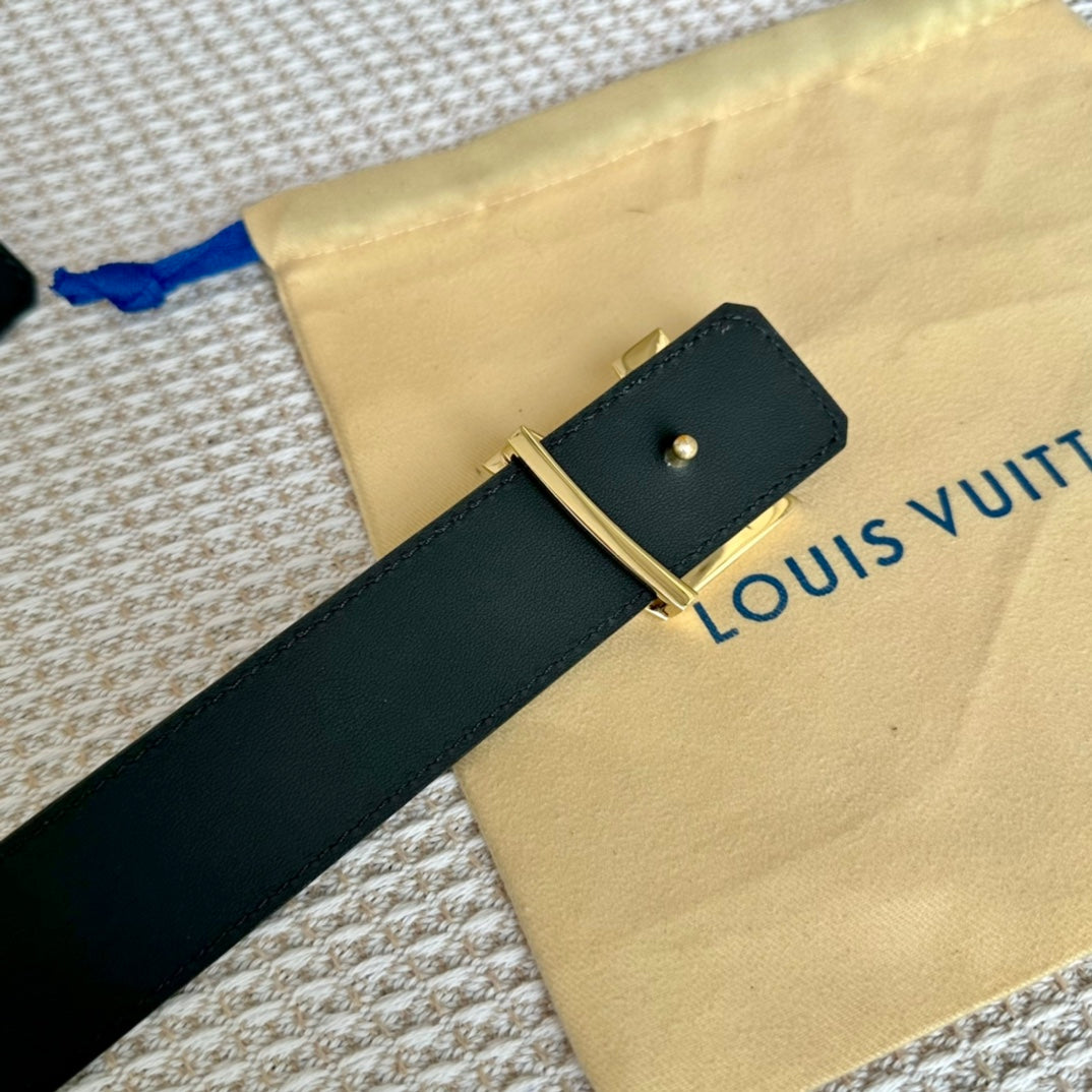 14E20PDE Stylish High quality belt With full package