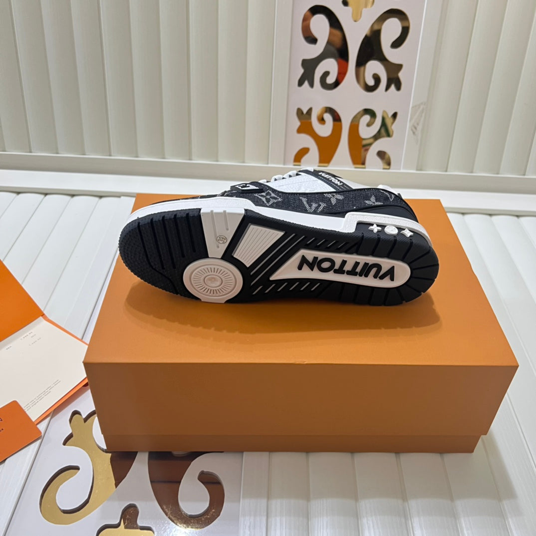 1LE5ZDE Stylish shoes
