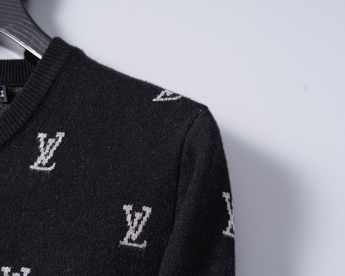 175ZE51UDE Stylish Sweaters