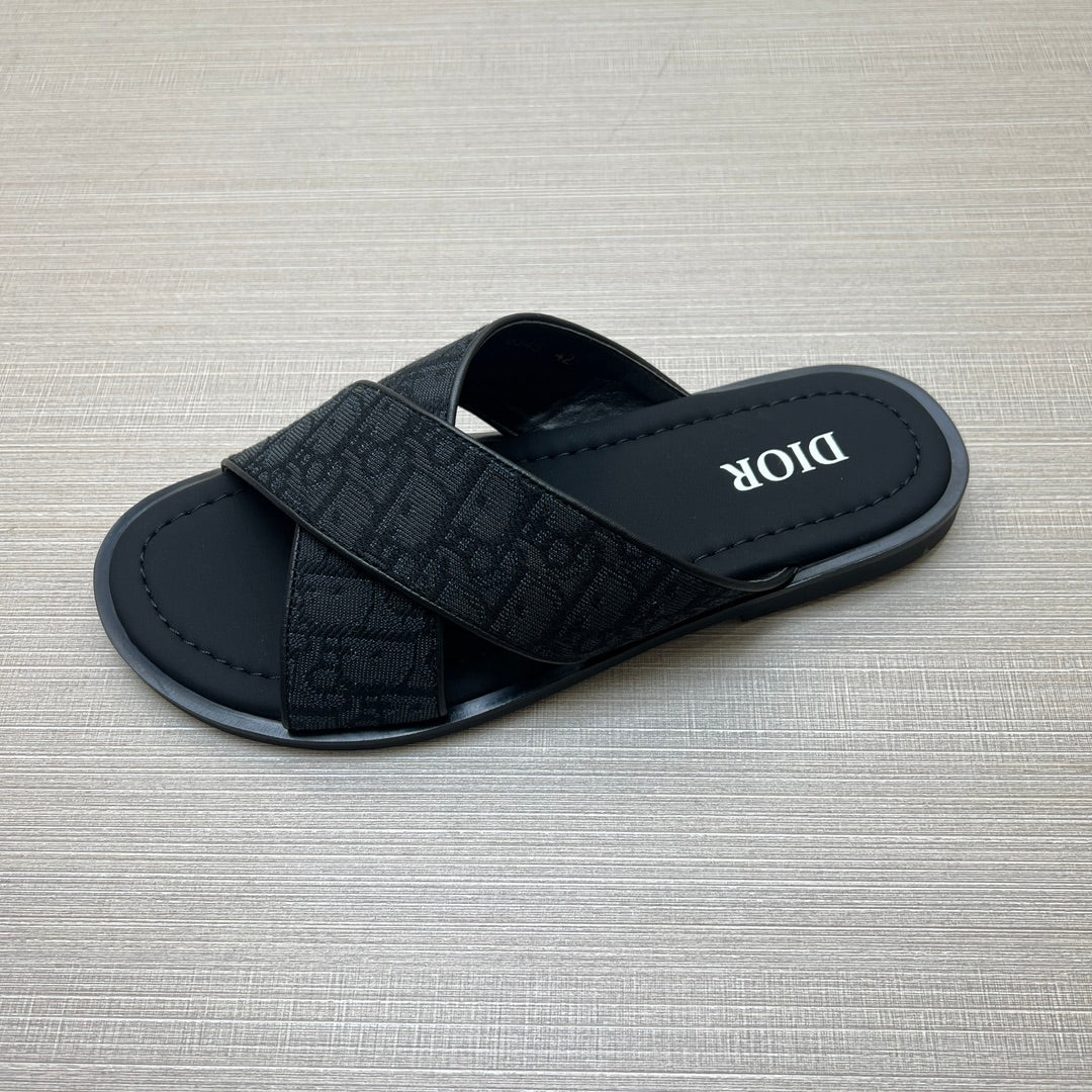 54D79ZDE Stylish slippers