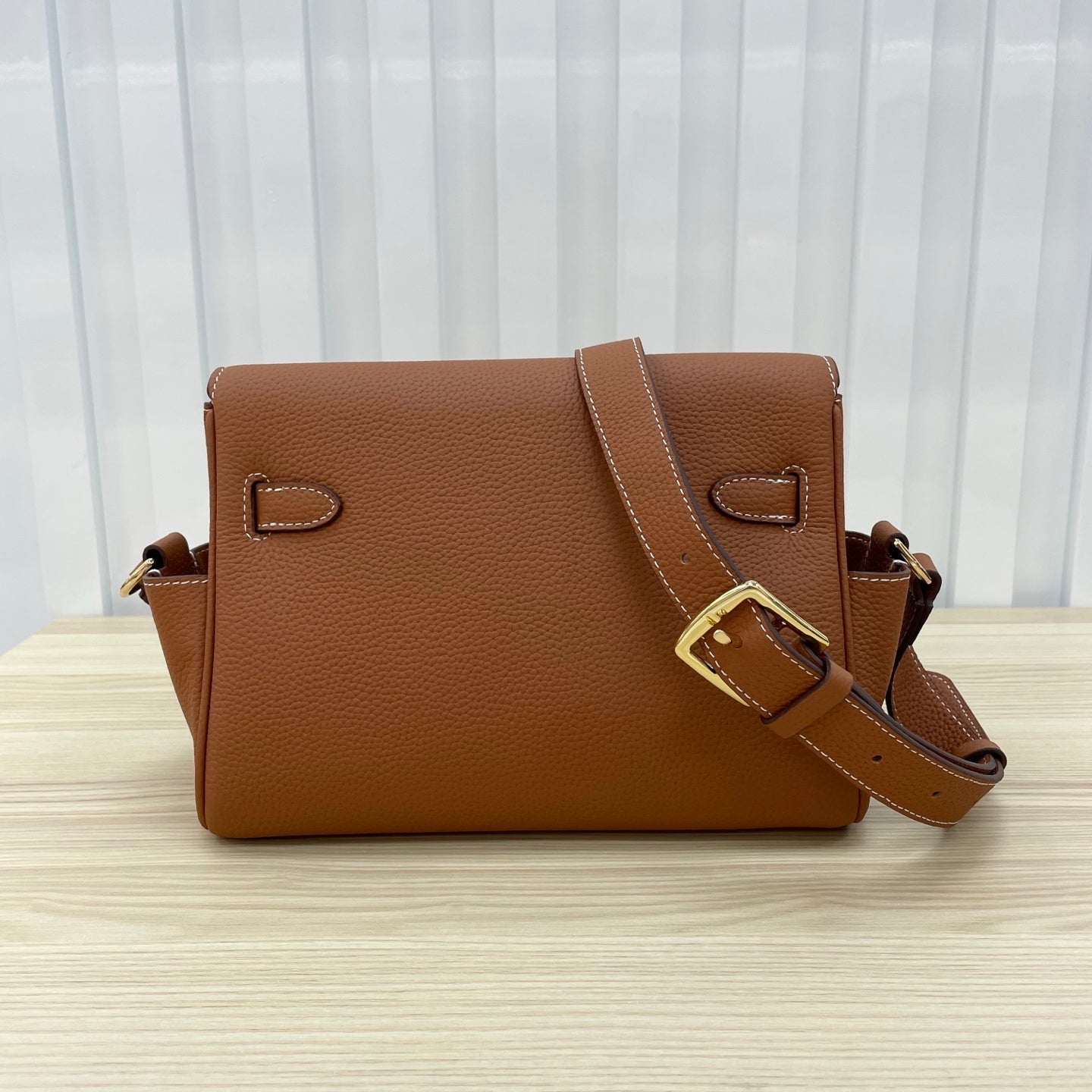 15RH4BDE Stylish leather bag