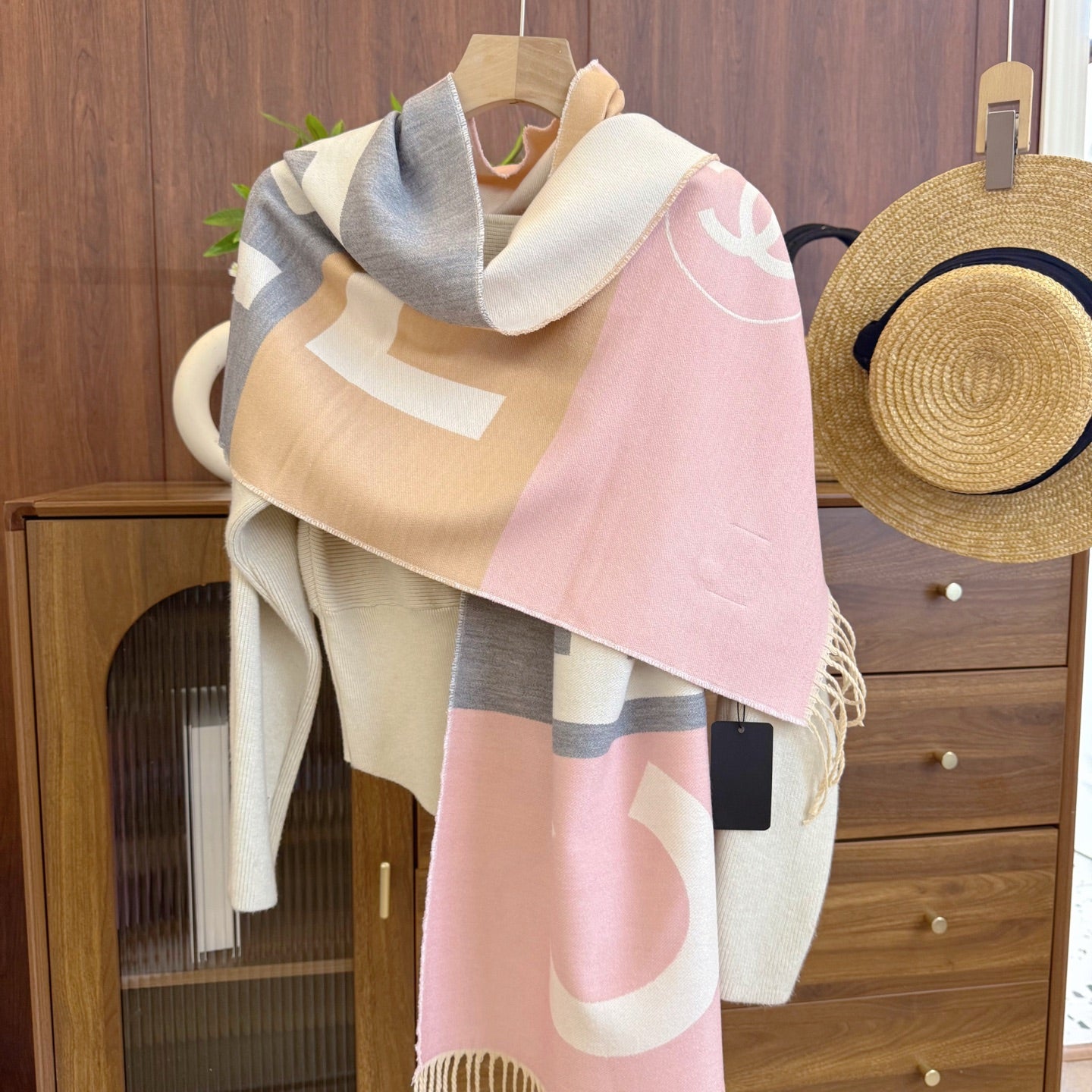175RC38WDE Stylish Winter Scarves