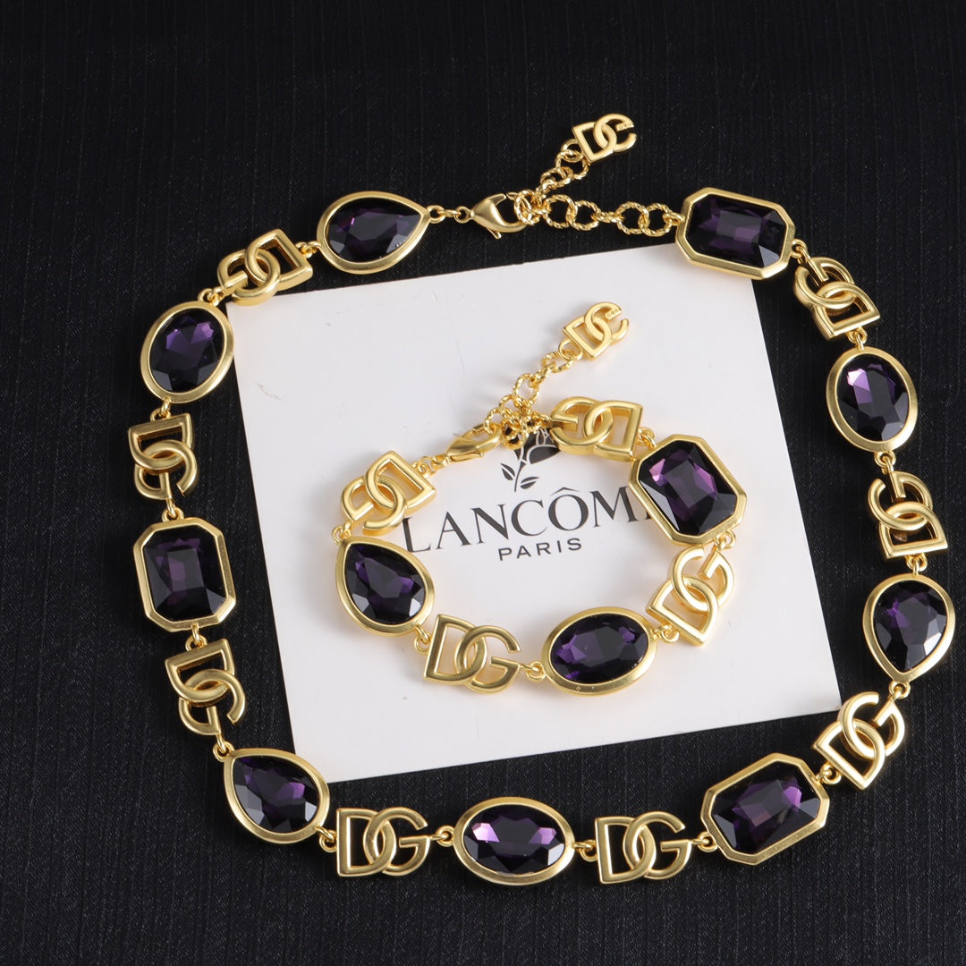 175RA7XDE Stylish Necklaces . Bracelets
