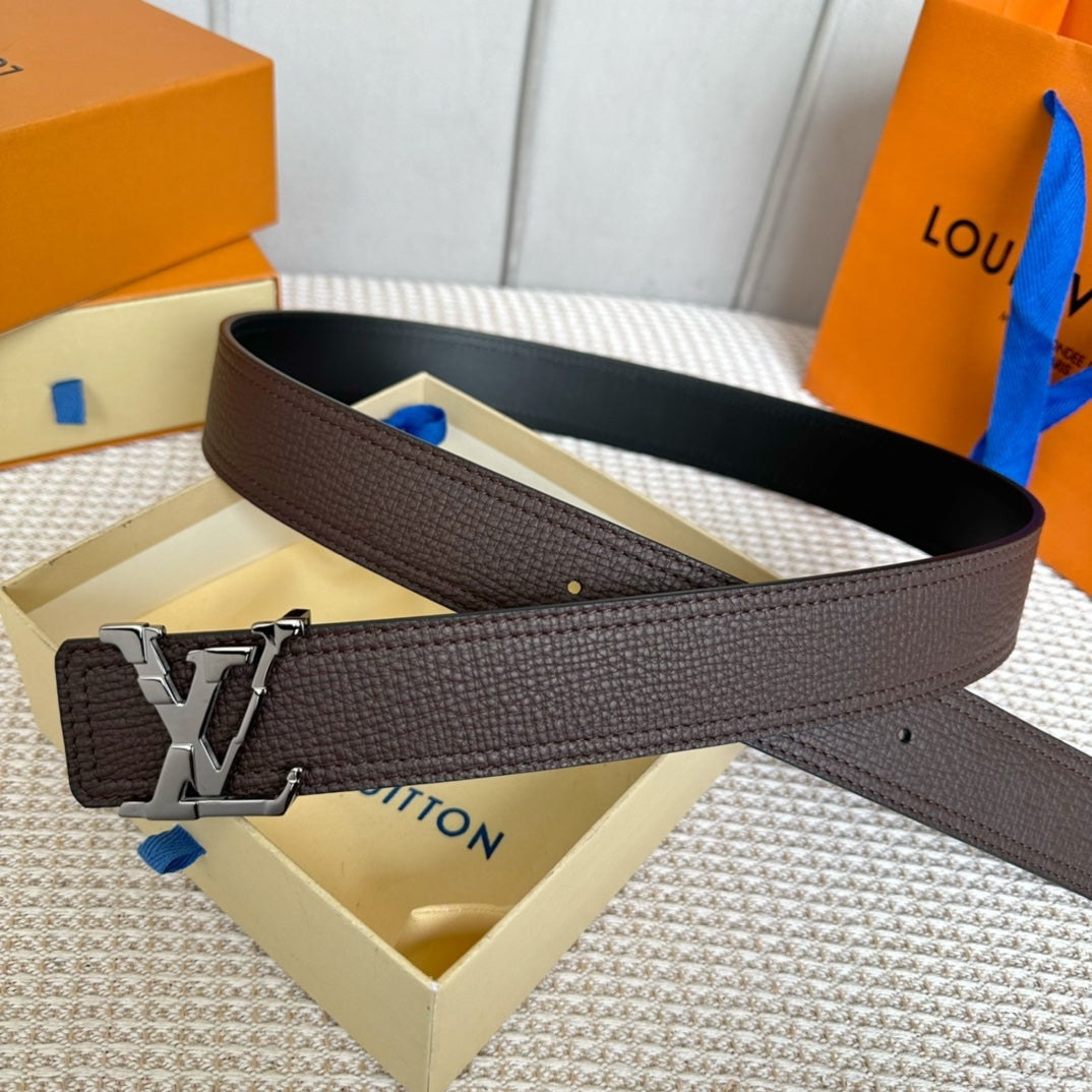 14E137PDE Stylish High quality belt With full package