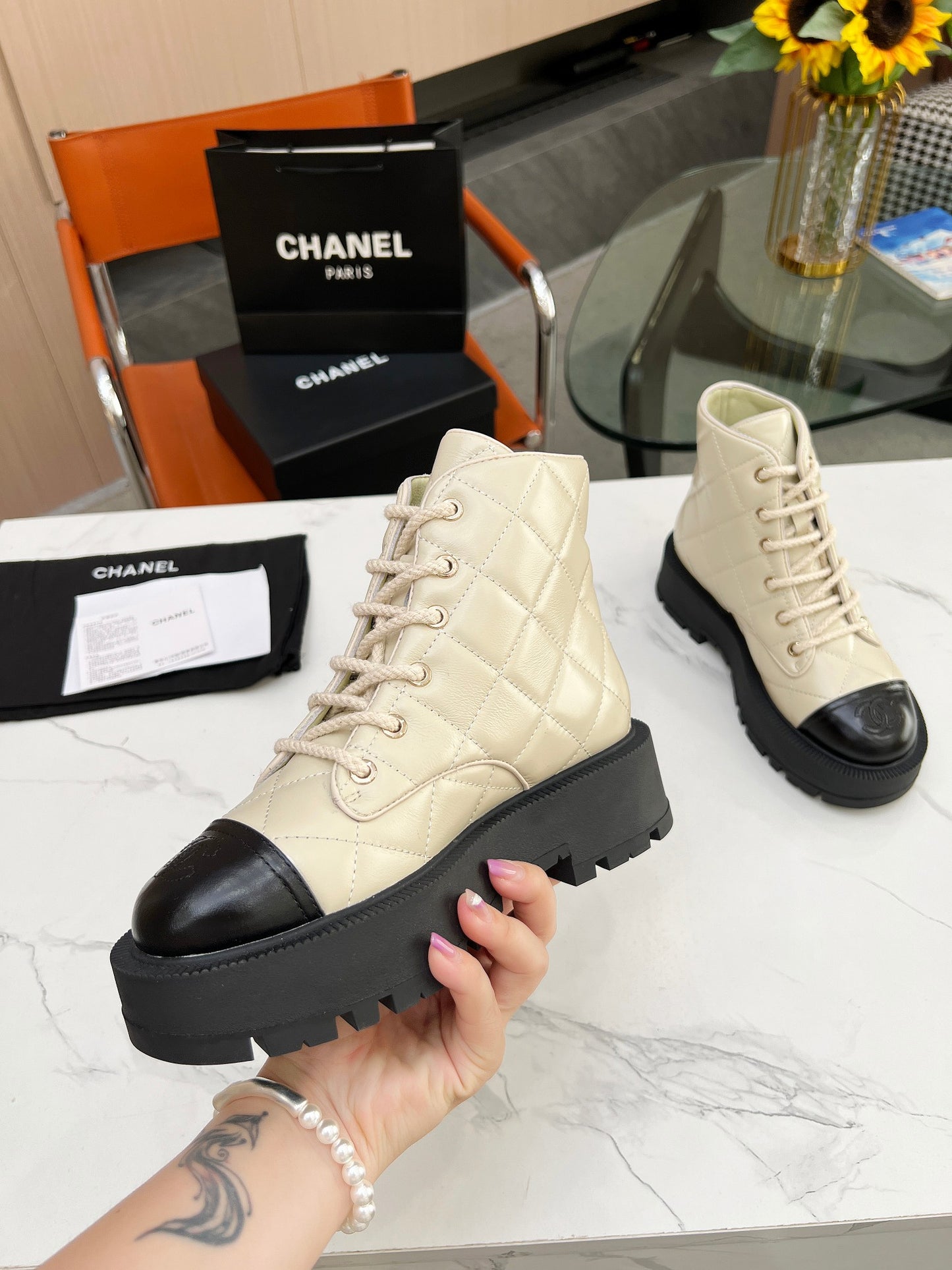 3LC4ZDE Stylish boots