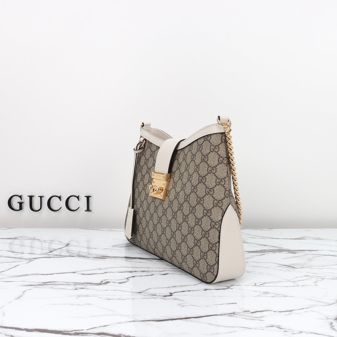 165NB106BDE Stylish leather bag