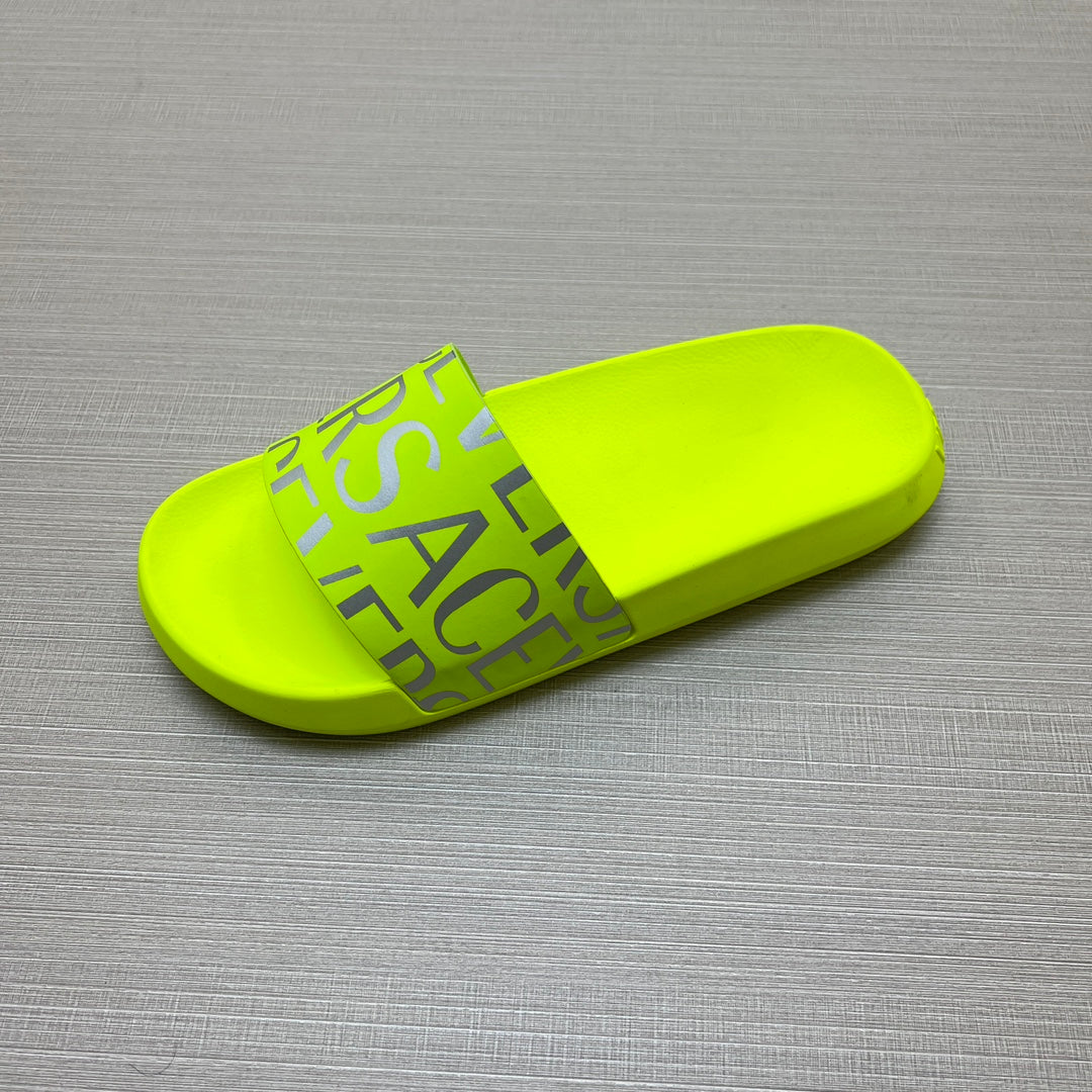 54V108ZDE Stylish slippers