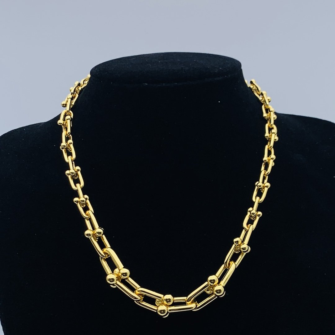8XT30XDE Stylish Earring Bracelets Necklaces