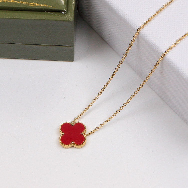 2VA11XDE Stylish necklaces both sides: one side is full of diamonds, and the other color