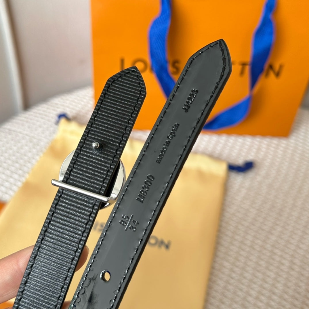 14E132PDE Stylish High quality belt With full package