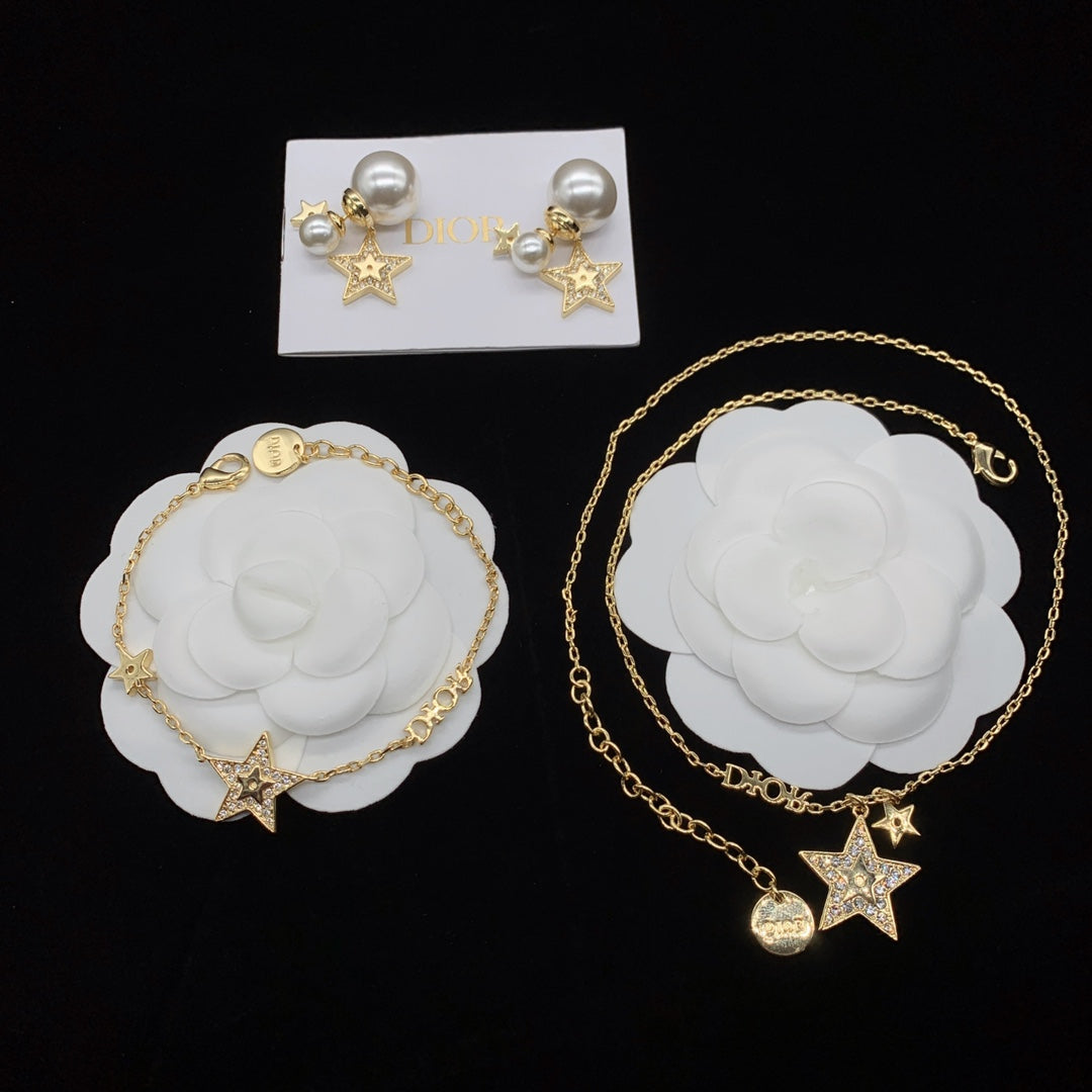 14D248XDE Stylish Rings Earring Bracelets Necklaces