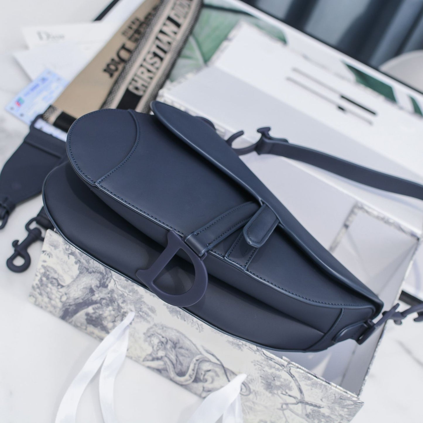 5D10BDE Stylish leather bag
