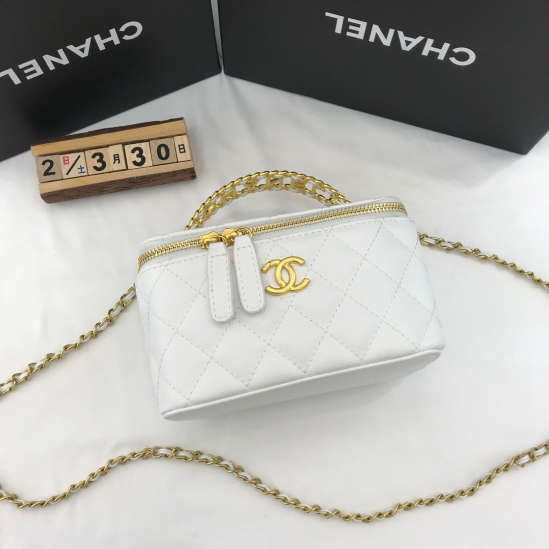 155XC28BDE Stylish leather bag