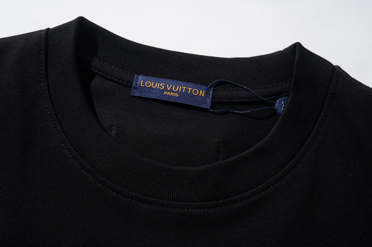 145RE142UDE Stylish T-shirt