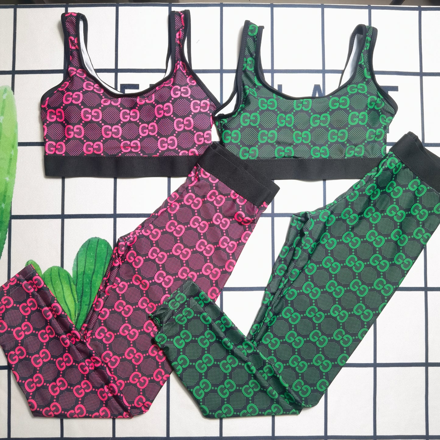 14B109YDE Stylish Long sleeve swimsuit