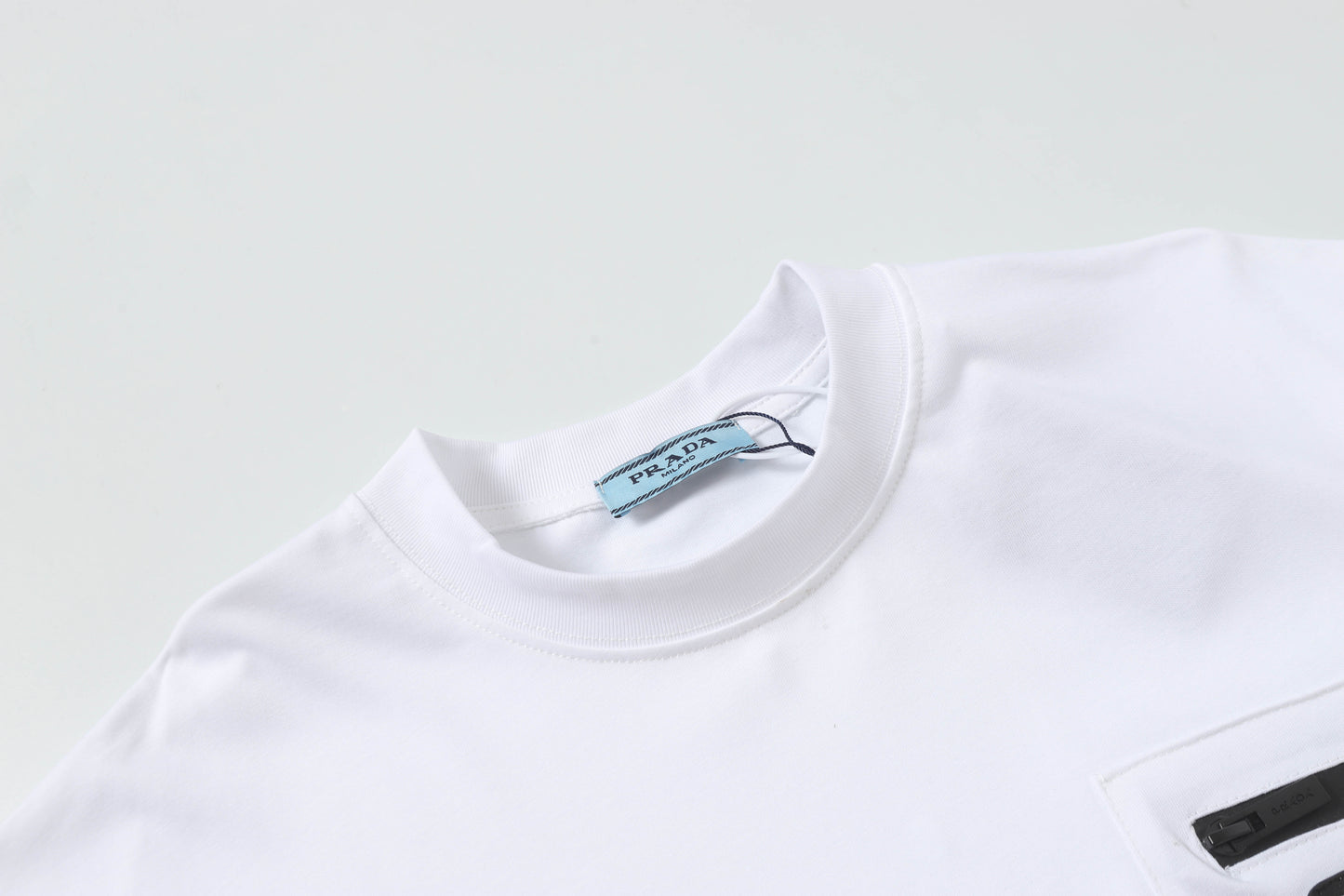 145RP183UDE Stylish T-shirt