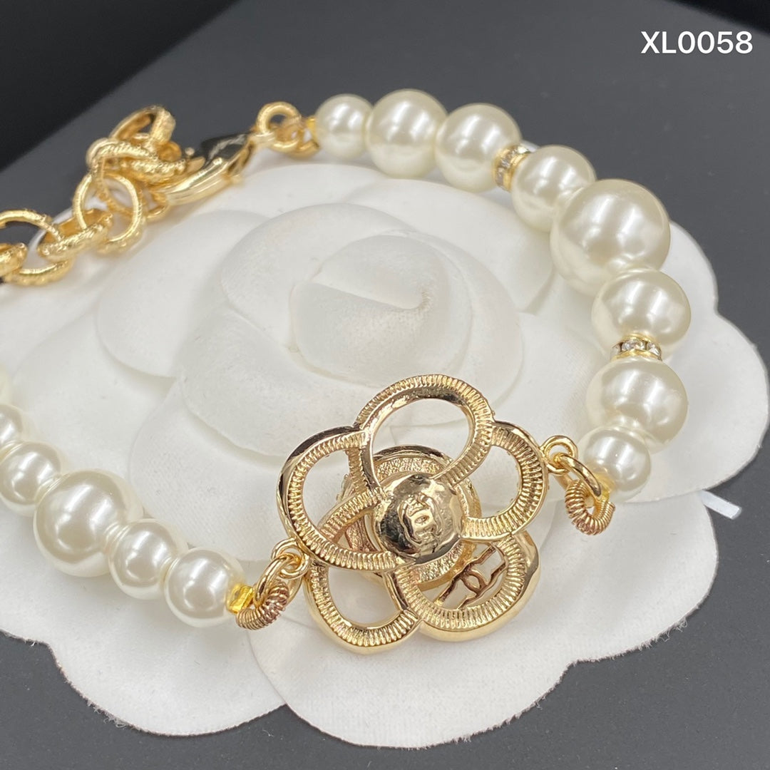 1NC222KDE Stylish Bracelet