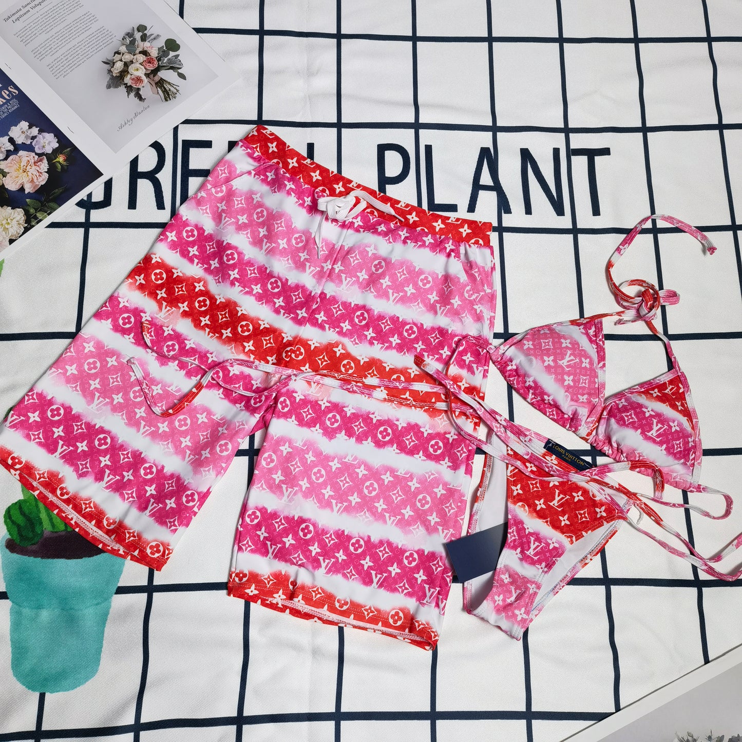 14E72YDE Stylish Bikini swimsuit