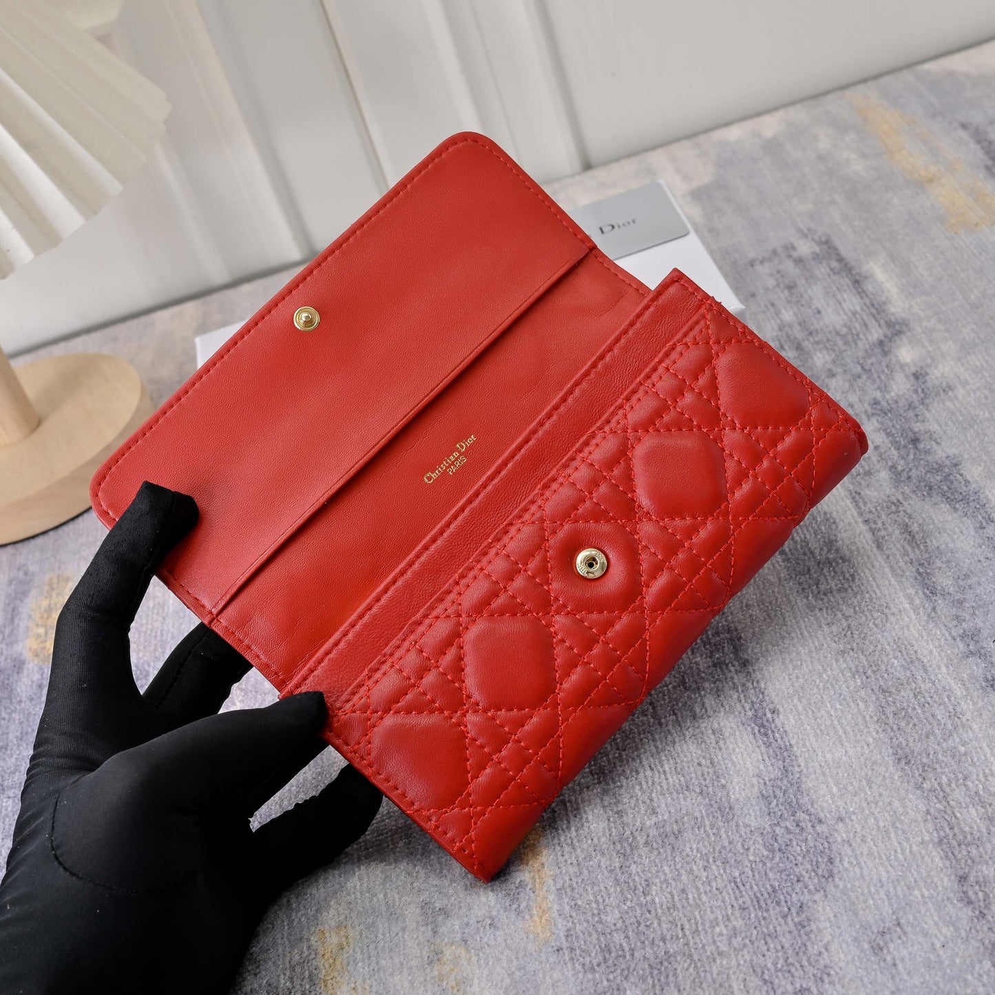 15RD89BDE Stylish leather bag