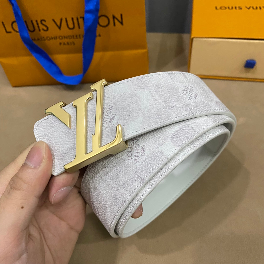 14E138PDE Stylish High quality belt With full package