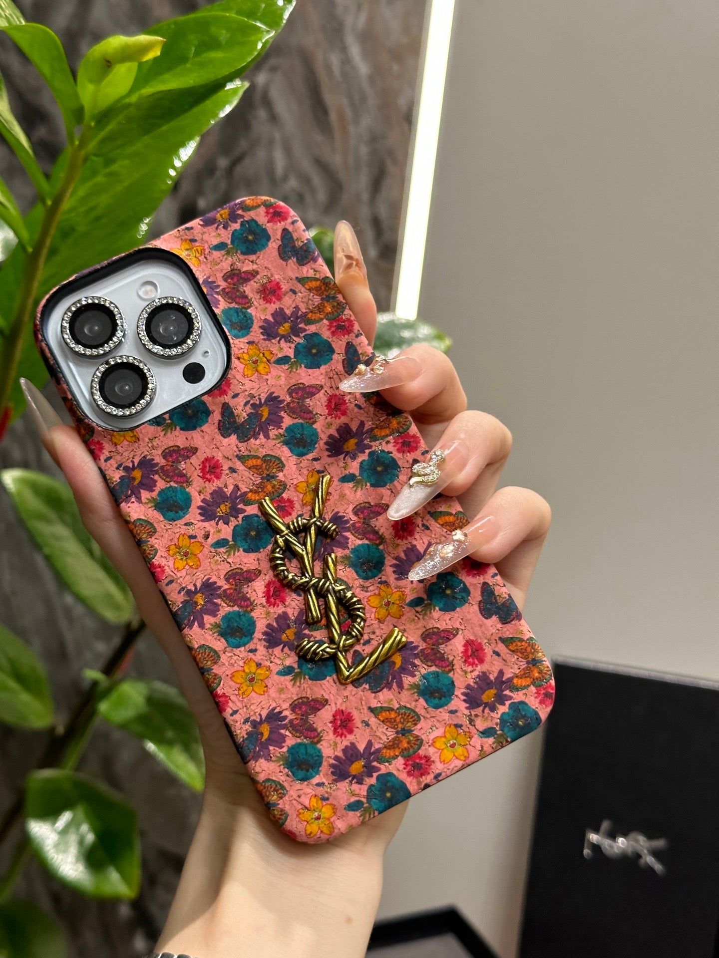 165RSL81ADE Stylish Phone Case