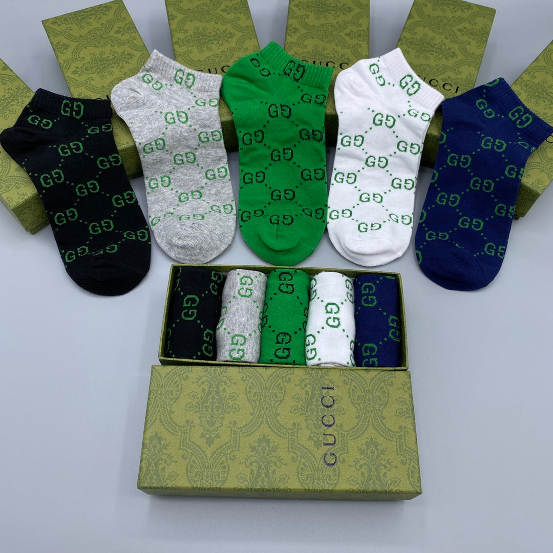 235QB56SDE Stylish socks(5 pairs )