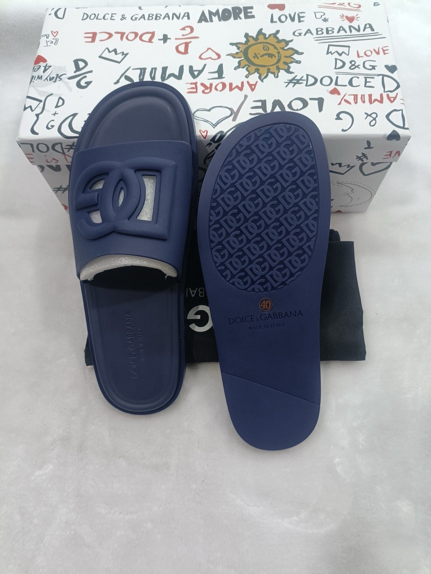 54A82ZDE Stylish slippers