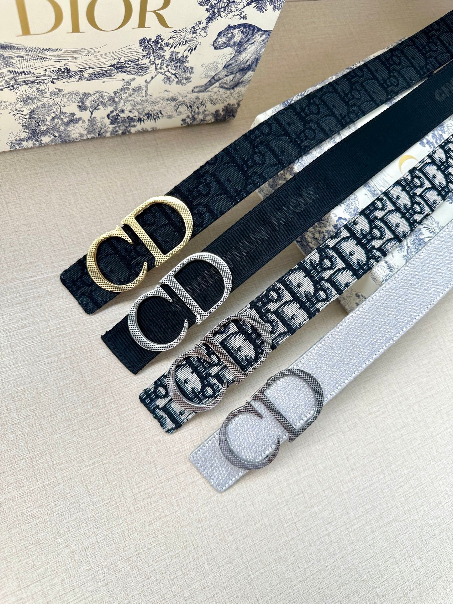 1RD197PDE Stylish High quality belt With full package