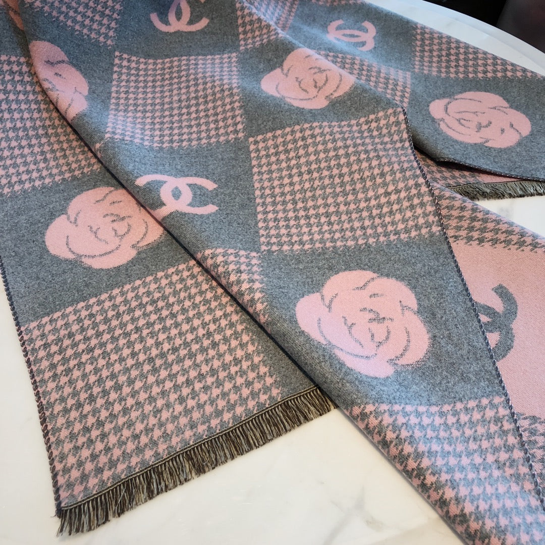 175RC36WDE Stylish Winter Scarves