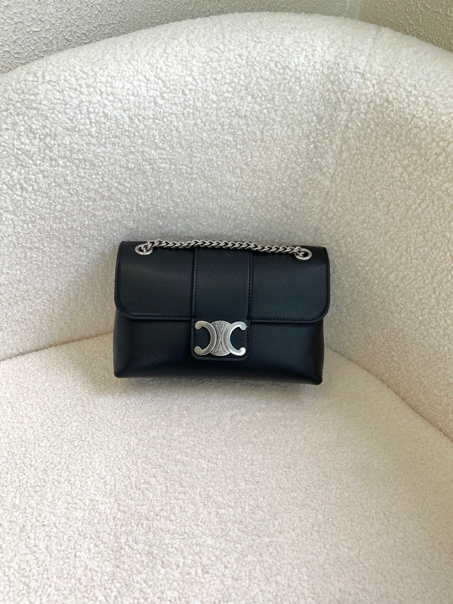 1XCL412BDE Stylish leather bag