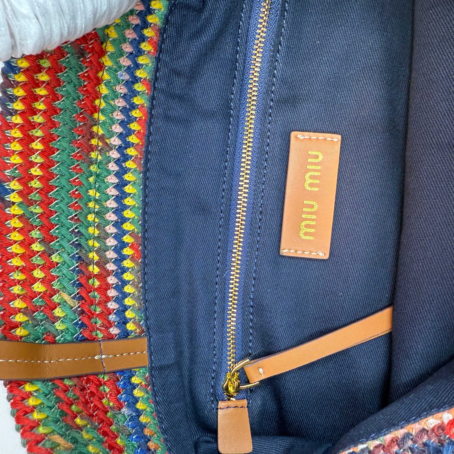 15RA57BDE Stylish bag