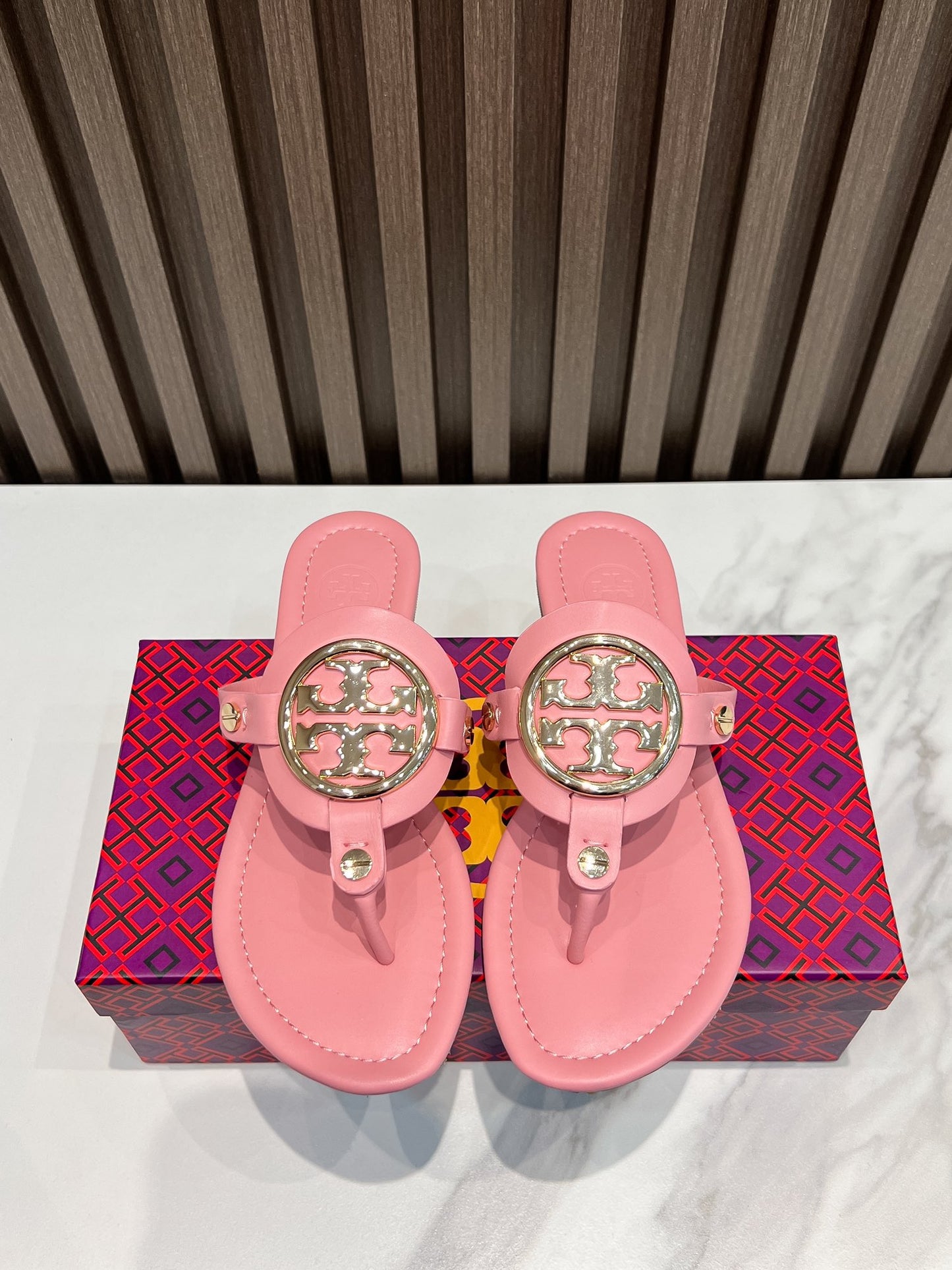 255QA34ZDE Stylish leather shoes