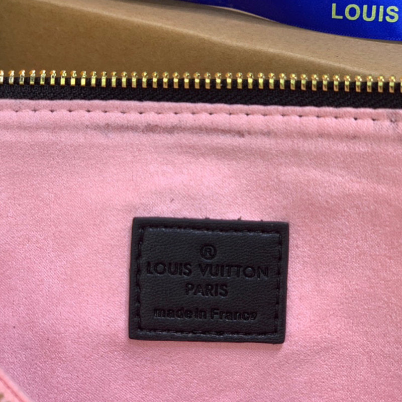 5E8BDE Stylish leather bag