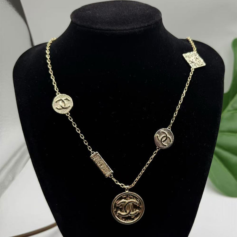 14C738KDE Stylish Necklaces