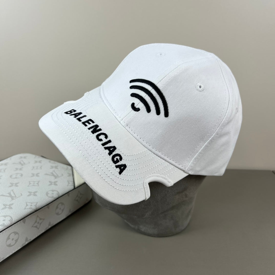125ZJ526MDE Stylish hats