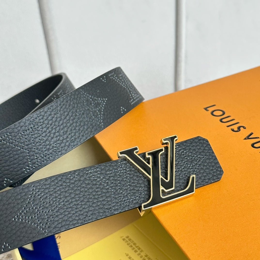14E19PDE Stylish High quality belt With full package