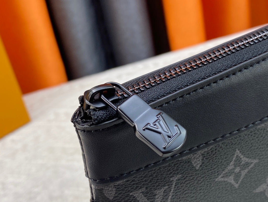 1XE401BDE Stylish leather bag