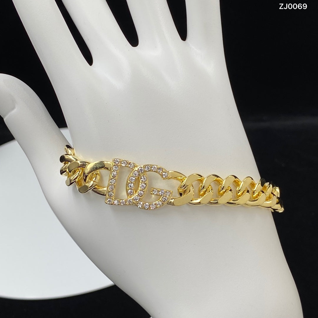 1NA136KDE Stylish bracelet