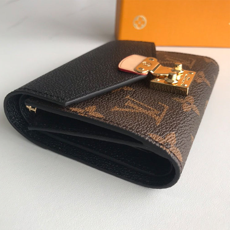 1E1010BDE Stylish leather wallets