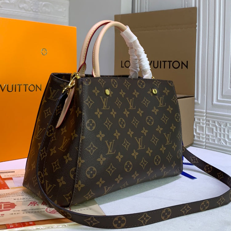 AE35BDE Stylish leather bag