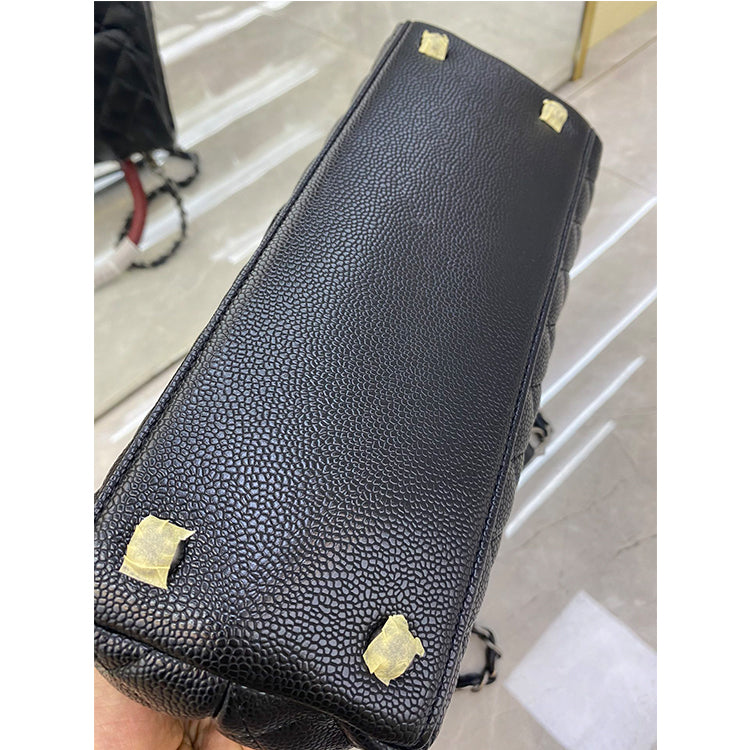 1E036BDE Stylish leather bag