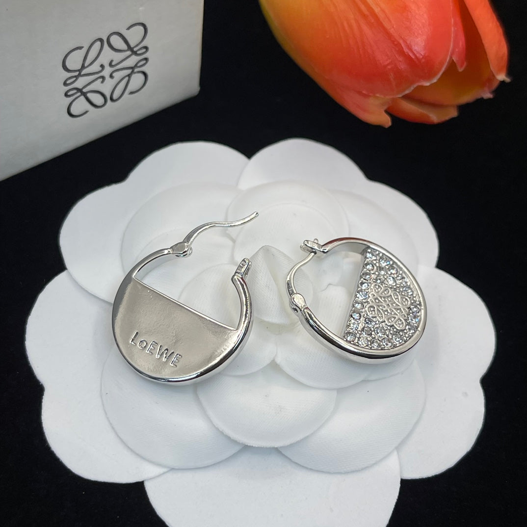 14A757EDE Stylish Earrings