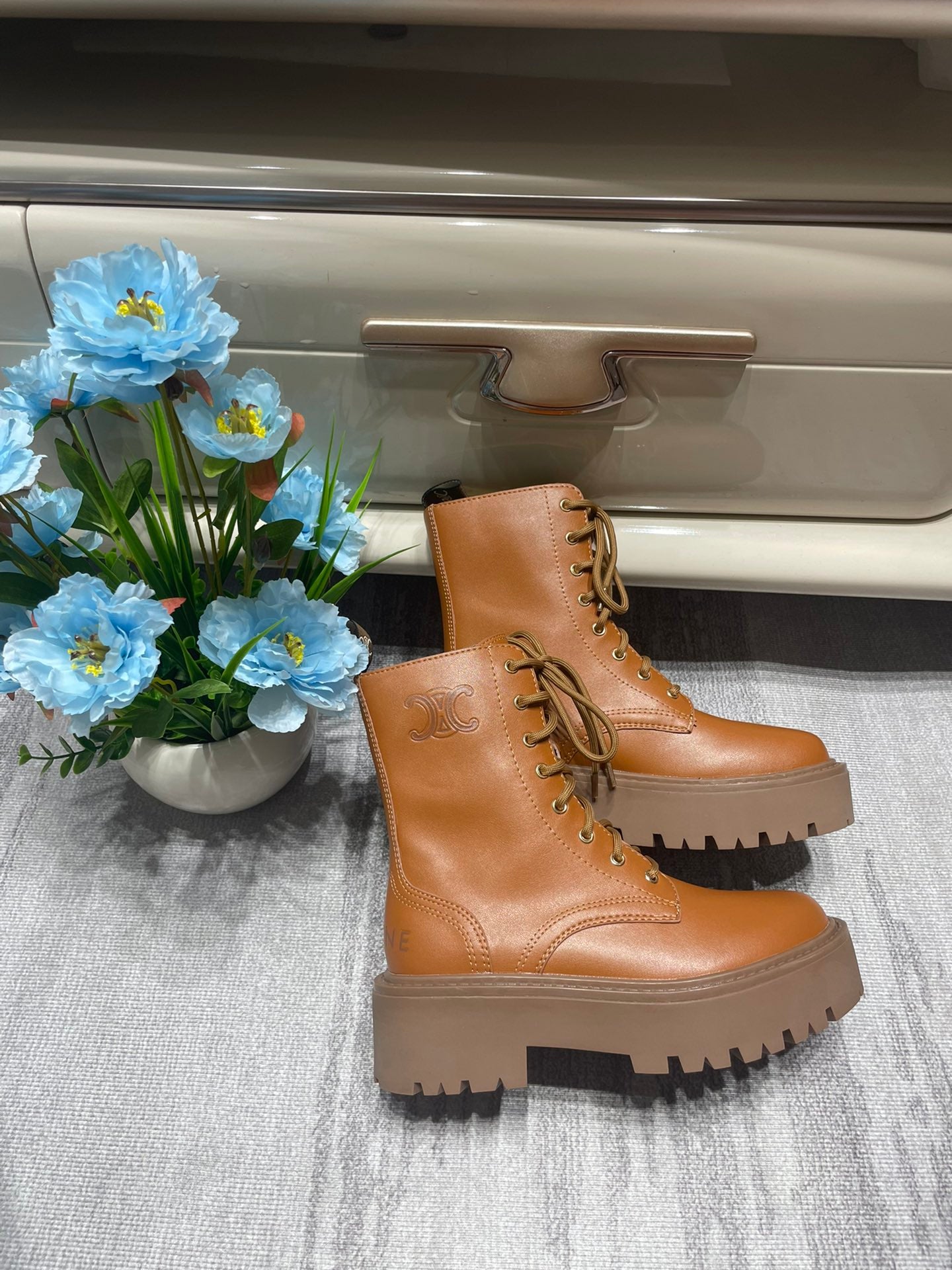 1LCL21ZDE Stylish Boots