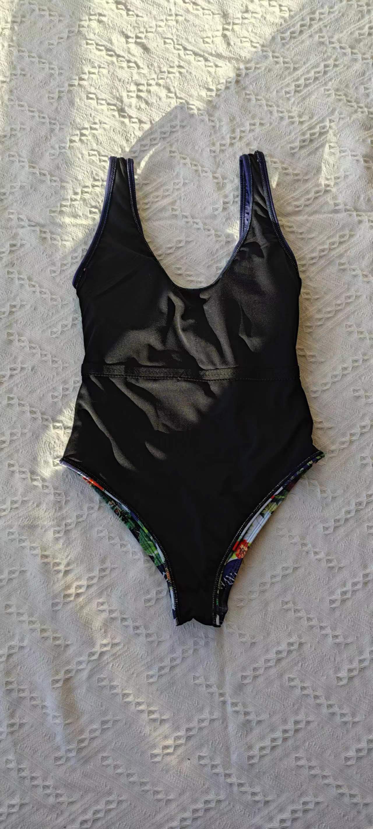 14A123YDE Stylish Bikini swimsuit